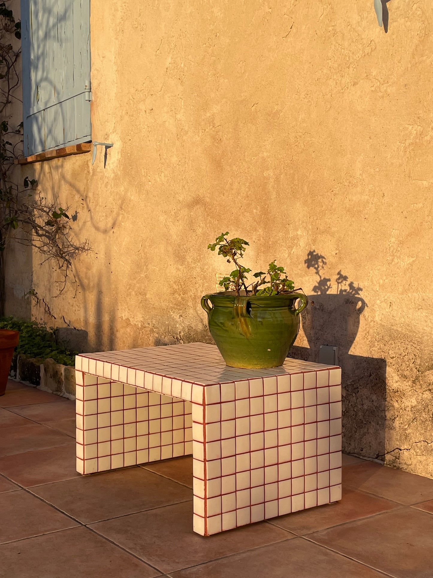 Coffee table/banc