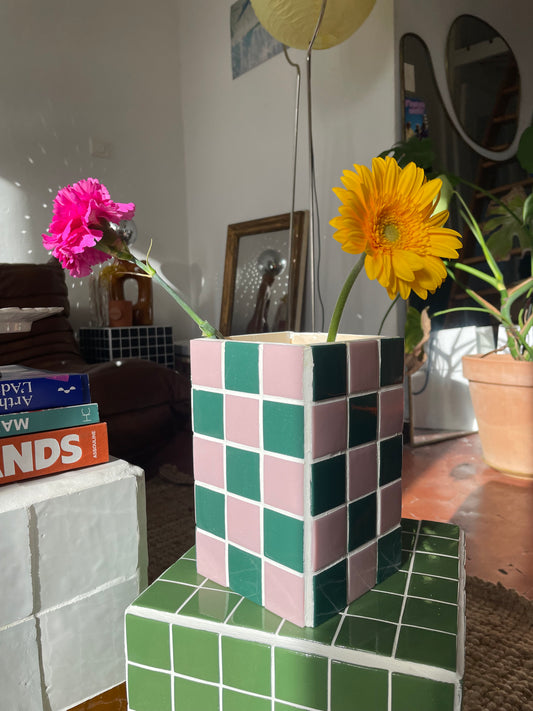 Vase damier rose/vert foncé